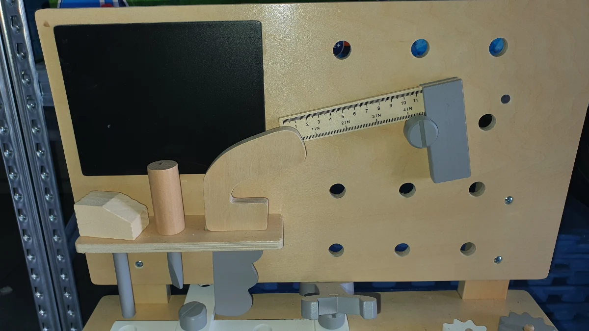 שולחן כלי עבודה מעץ לילדים | 46X26X67 סמ – תמונה 3